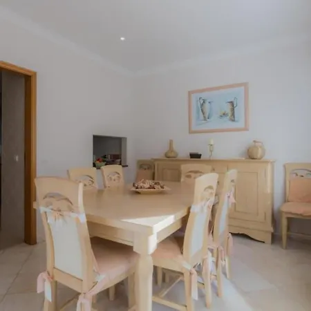 Vila Bonsal - Modern In A Prime Location Near The Luxury Golf Courses *