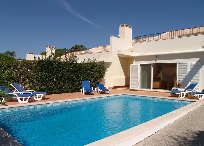 Bonsal - Modern In A Prime Location Near The Luxury Golf Courses