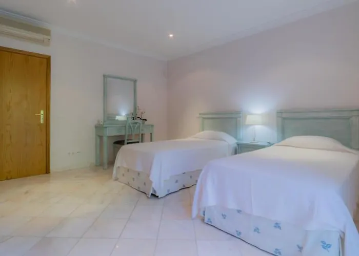 Vila Bonsal - Modern In A Prime Location Near The Luxury Golf Courses