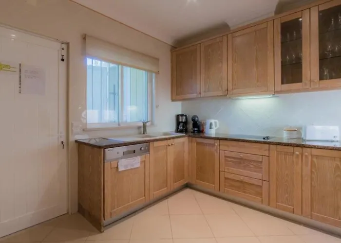 Bonsal - Modern In A Prime Location Near The Luxury Golf Courses Vila Albufeira