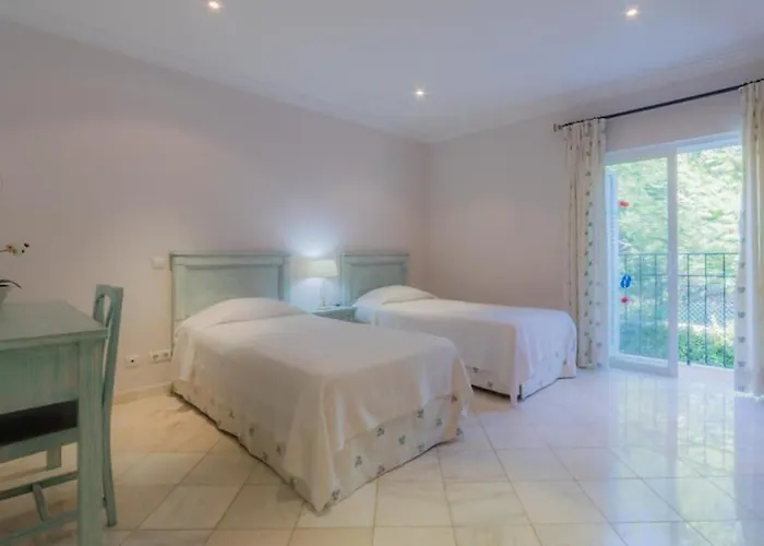 Bonsal - Modern In A Prime Location Near The Luxury Golf Courses Albufeira