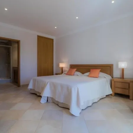 Bonsal - Modern In A Prime Location Near The Luxury Golf Courses